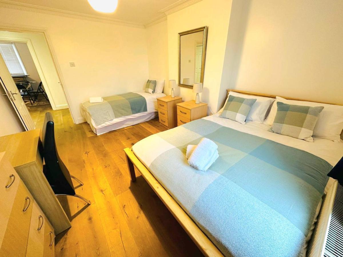 Cosy Home In Kensington - Great Location! 3 Minutes Walk To Earl'S Court Station London Exterior foto