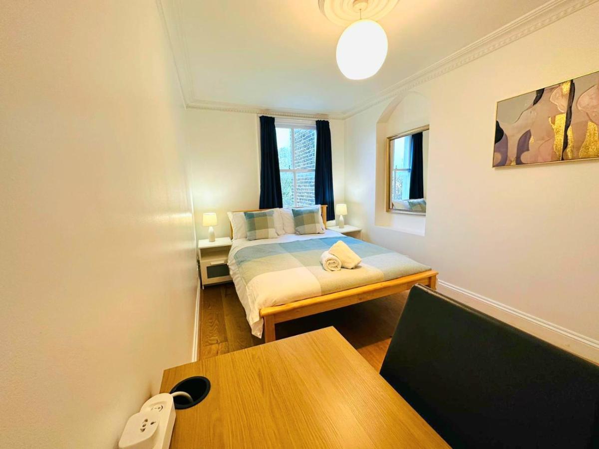 Cosy Home In Kensington - Great Location! 3 Minutes Walk To Earl'S Court Station London Exterior foto