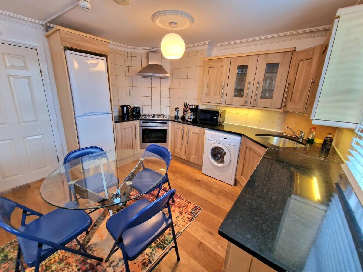 Cosy Home In Kensington - Great Location! 3 Minutes Walk To Earl'S Court Station London Exterior foto