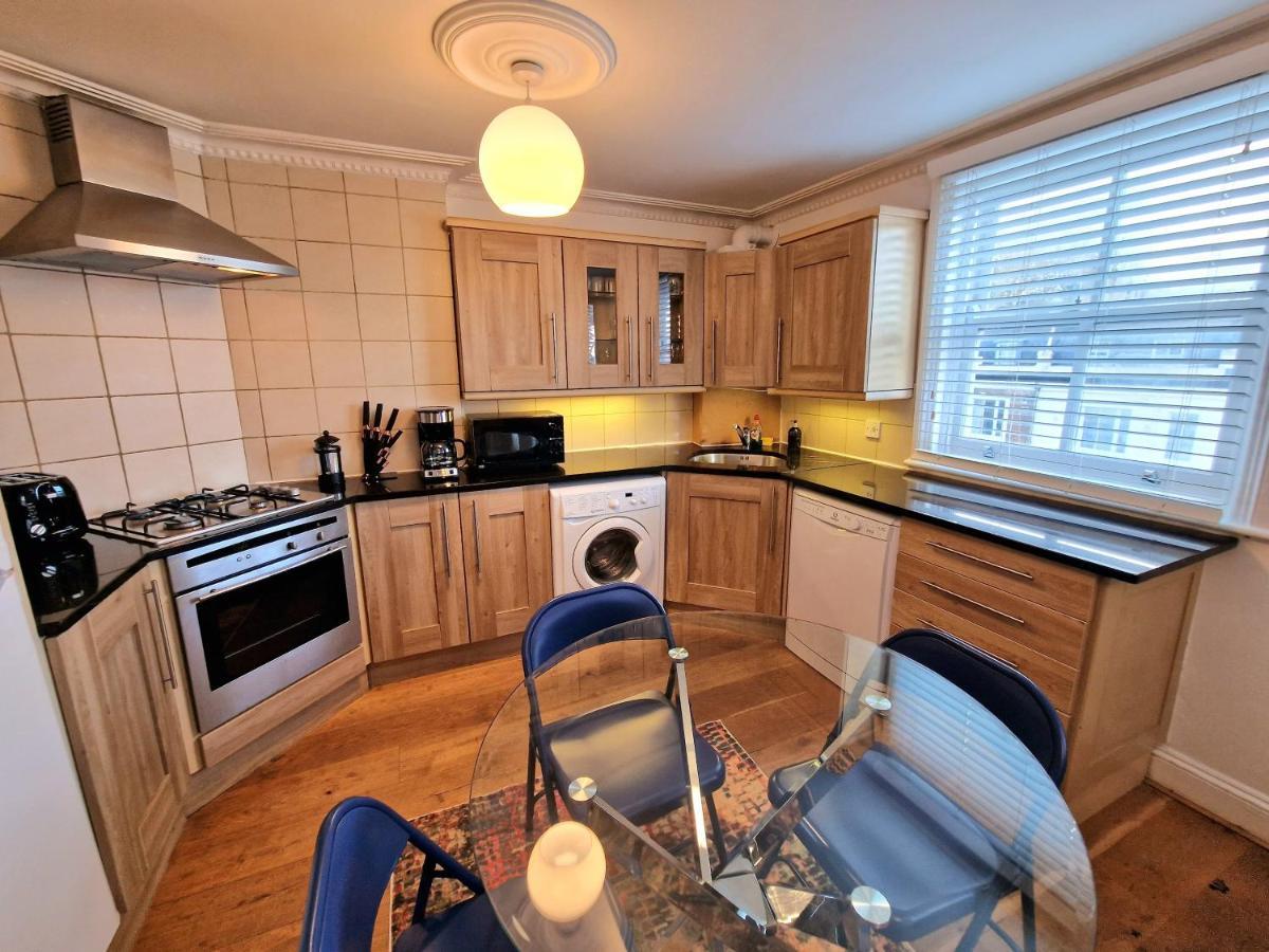Cosy Home In Kensington - Great Location! 3 Minutes Walk To Earl'S Court Station London Exterior foto